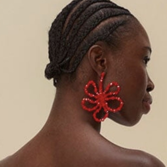 Red beaded flower shape drop earrings As Seen In FARM RIO Website • NWOT - Picture 7 of 11